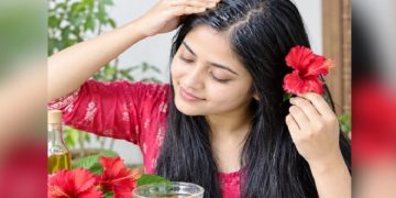 চুল ঝরে পড়া রোধে নারকেল তেলে মেশাবেন যে উপাদান