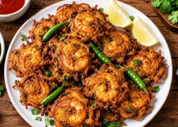 জনপ্রিয় বাঙালি স্ন্যাক্স চিংড়ি পিঁয়াজু