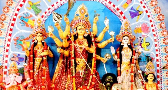 আজ বিজয়া দশমী, প্রতিমা বিসর্জনে শেষ হচ্ছে দুর্গোৎসব