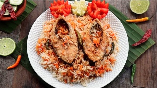 মজাদার ইলিশের কাচ্চি বিরিয়ানি