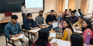 বিশ্ব ছাত্র দিবস আজ: শিক্ষার্থীদের অধিকার ও ভবিষ্যৎ গড়ার প্রত্যয়