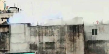 রাজধানীর পুরান ঢাকায় ভয়াবহ আগুন, নিয়ন্ত্রণে ৫ ইউনিট