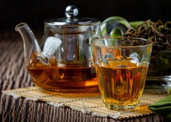 খাবার খাওয়ার পরে গ্রিন টি পান করলে কী হয়?