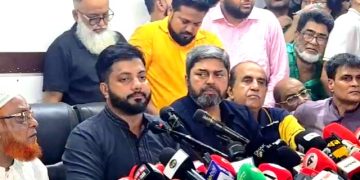 প্রতিমন্ত্রীর পদ থেকে পদত্যাগ করলেন ইশরাক হোসেন