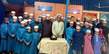মাদ্রাসার এতিম শিক্ষার্থীদের সঙ্গে অপূর্ব’র জন্মদিন পালন