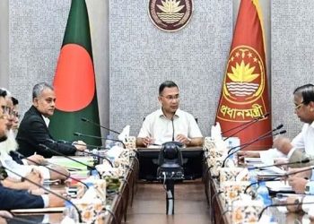 ঢাকায় বৃত্তাকার সড়ক নির্মাণকাজে গতি বাড়ানোর নির্দেশ প্রধানমন্ত্রীর
