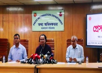 ‘দেশে ফিরলে শেখ হাসিনাকে মব বা বেআইনি পরিস্থিতির মুখোমুখি হতে হবে না’