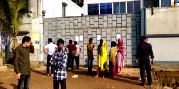 উত্তরায় পাঁচ পোশাক কারখানা অনির্দিষ্টকালের জন্য বন্ধ